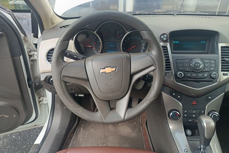 Used Chevrolet Cruze 2015 1.5L Classic SE AT Steering Wheel