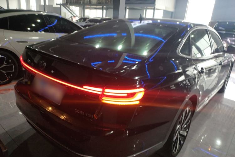 Used Volkswagen Passat 2022 330TSI Elite Edition Custom Version