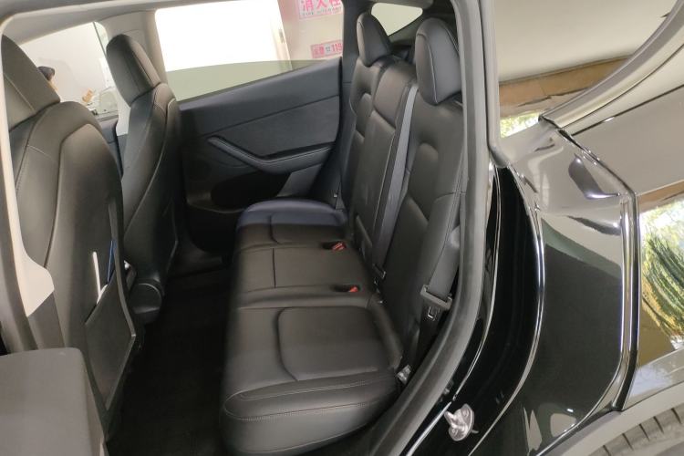 Used Tesla Model Y 2021 Long-Range All-Wheel-Drive Version 3D7