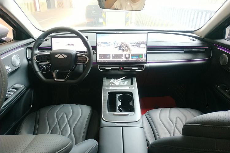 Used Chery Fengyun A8L 2025 1.5 TGDI 145 km Luxury Version