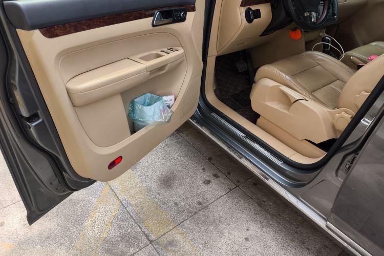 Used Volkswagen Touran 2011 1.4T DSG ZhiZhen Edition 5 Seats Driver Seat