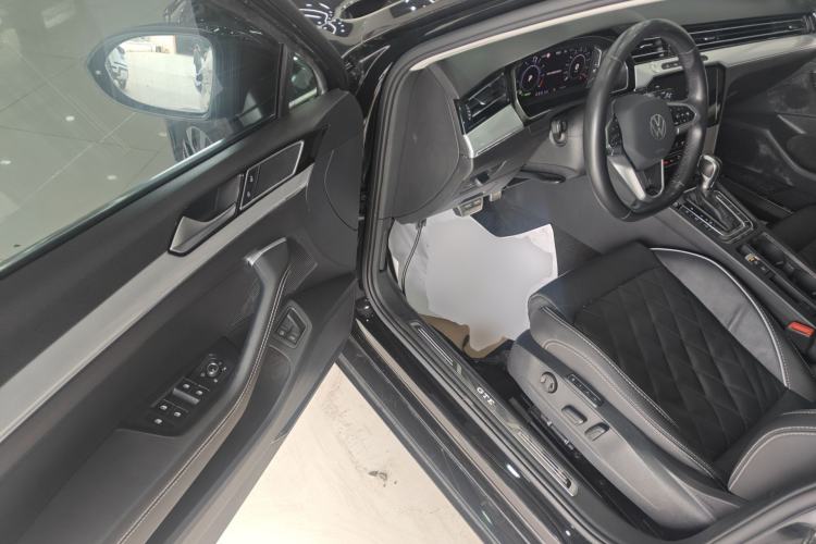 Used Volkswagen Magotan GTE Plug-in Hybrid 2022 GTE Prestige Model