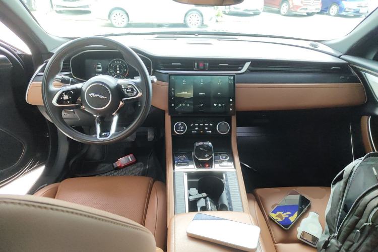 Used Jaguar XFL 2019 XFL 2.0T 250 PS Two-Wheel-Drive Luxury Edition