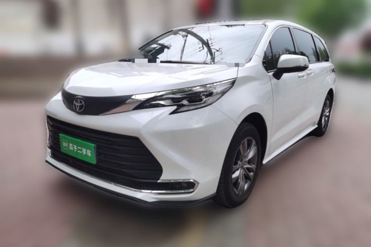 Used Toyota SIENNA 2026 Model 2.5L Dual-Engine Two-Wheel-Drive Comfort Edition