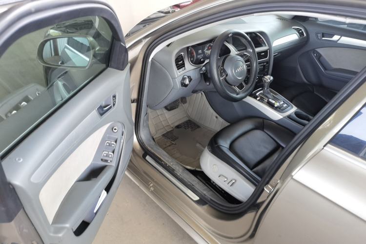 Used Audi A4L 2013 35 TFSI Automatic Standard Model Driver Seat