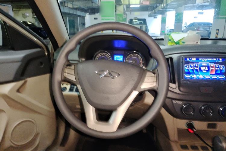 Used Chery E5 2014 1.8L CVT ZHUOYUE Sunroof Model
