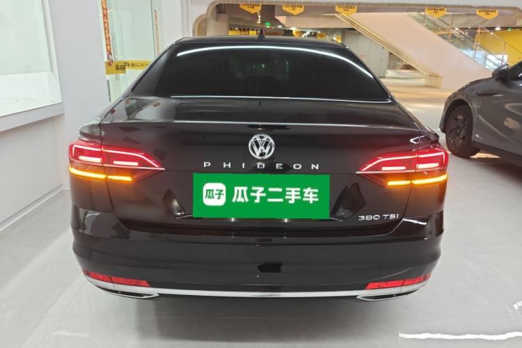 Used Volkswagen Phideon 2019 380TSI Two-Wheel Drive Business Edition China VI Standard
