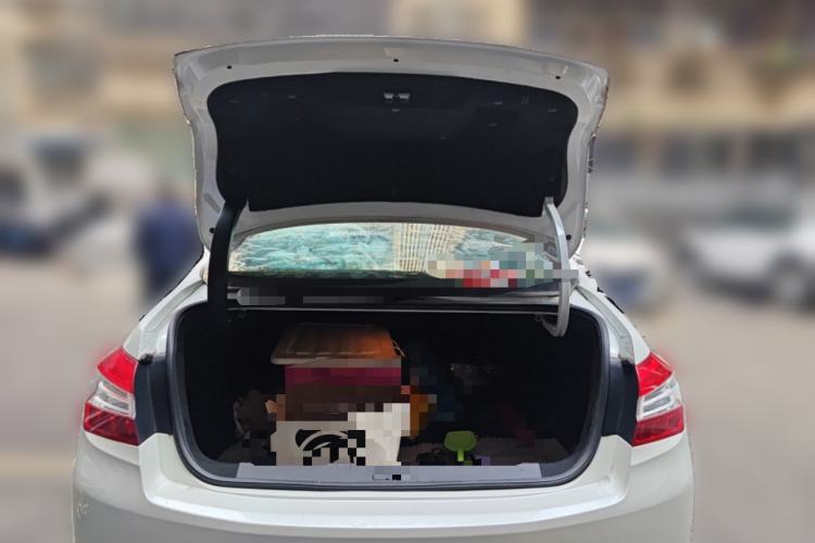 Used Peugeot 408 2014 1.8L Manual Leading Edition