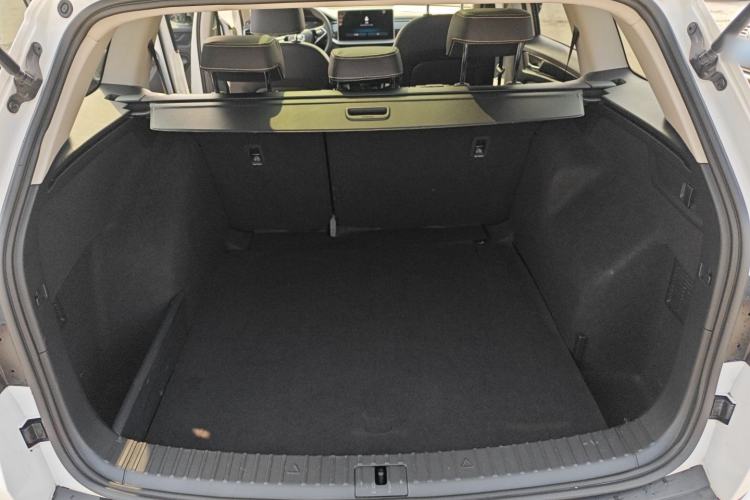 Used Skoda Kodiaq 2022 Facelifted TSI330 5-Seater Two-Wheel-Drive Luxury Edition