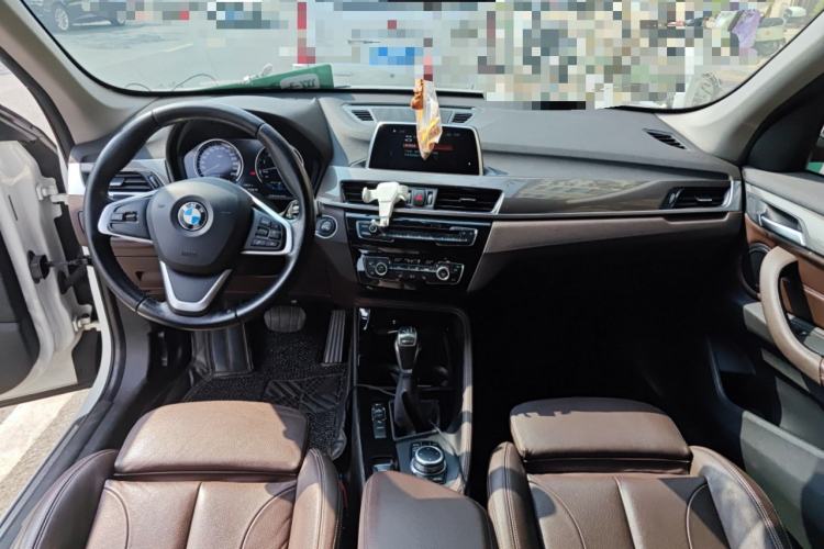 Used BMW X1 New Energy 2018 xDrive25Le Luxury Model Center Console