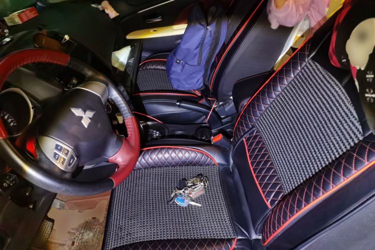 Used Mitsubishi ASX 2013 2.0L CVT Two-Wheel Drive Elite Edition Left Front Seat