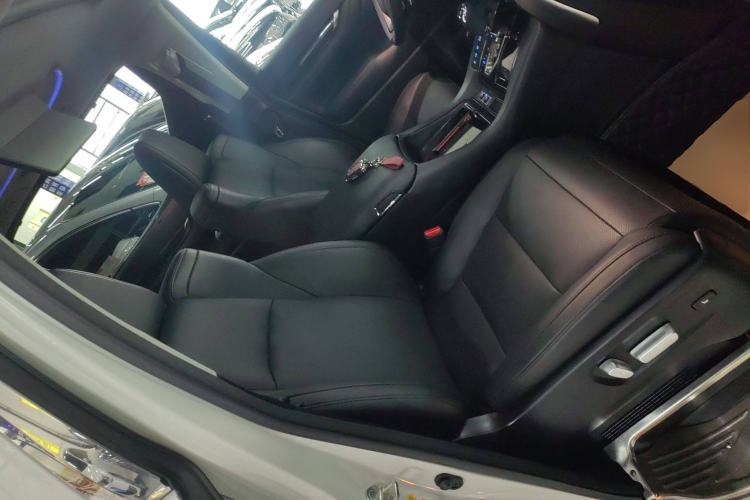 Used Toyota Vellfire 2019 Dual-Engine 2.5L HV Luxury Edition