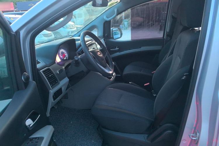 Used JAC Refine M4 2017 2.0T Manual Comfort Version
