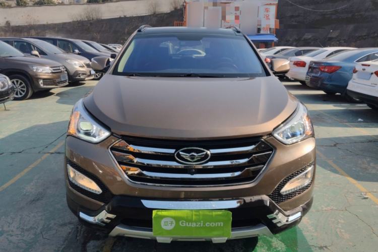 Used Hyundai Santa Fe 2013 2.4L Automatic Two-Wheel Drive Smart Version