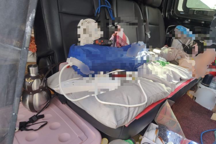 Used Ford Transit 2017 2.0T Gasoline Multi-Purpose Commercial Vehicle Mid-Drive Mid-Roof China V Standard
