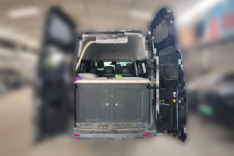 Used Ford Transit 2023 2.0T Gasoline Automatic Multi-Function Commercial Vehicle Mid-Drive Mid-Roof 5/6 Seats
