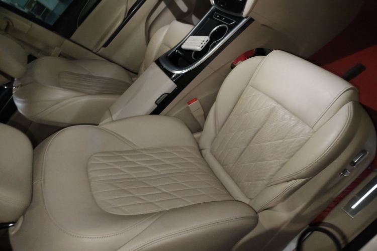 Used Buick GL8 2022 ES Landtrek 653T Flagship Model
