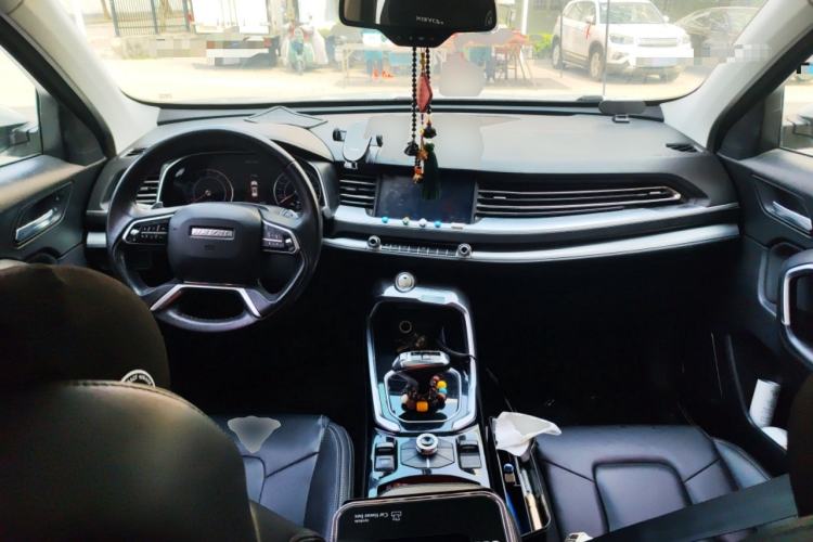 Used Haval H6 2017 Blue Label 2.0T Automatic Two-Wheel Drive Smart Edition
