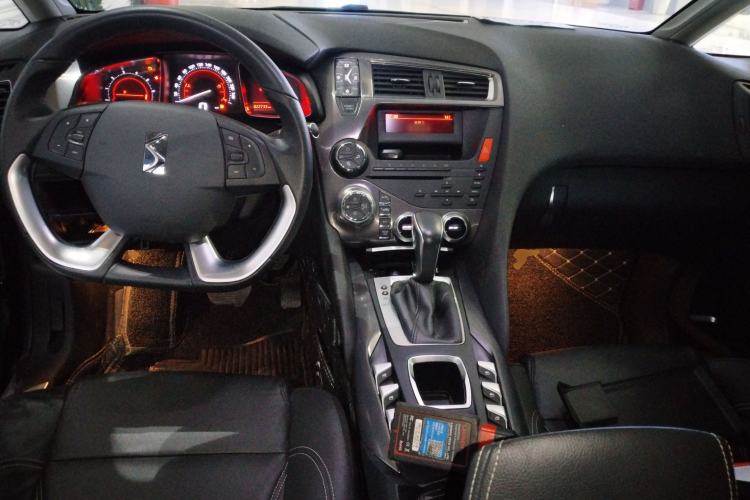 Used DS 5 2015 1.6T Elegant Edition THP160
