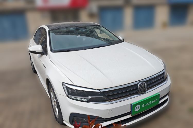 Used Volkswagen Lamando 2019 230TSI DSG Fashion Edition China VI
