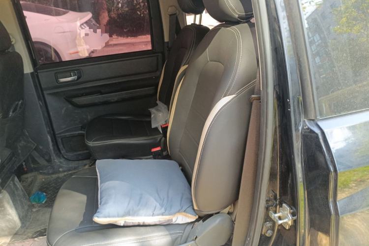 Used Wuling Hongguang PLUS 2019 1.5T Manual Comfort Version 7 Seats