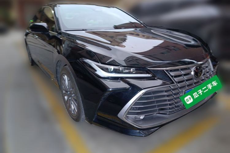 Used Toyota Avalon 2024 2.0L Luxury Edition Front Right 45 Deg