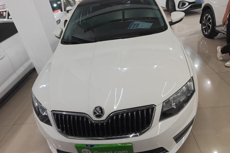 Used Skoda Octavia 2017 1.6L Automatic Smart Drive Edition