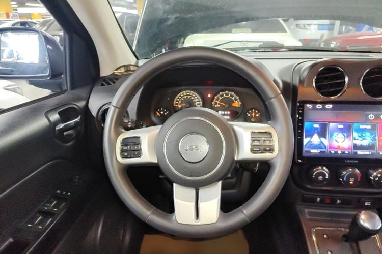 Used Jeep Compass 2014 Revised Version 2.0L Two-Wheel Drive Entry-Level Edition