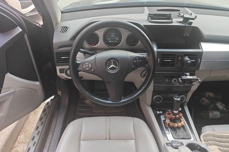 Used Mercedes-Benz GLK-Class 2008 GLK 300 4MATIC Luxury Model Steering Wheel