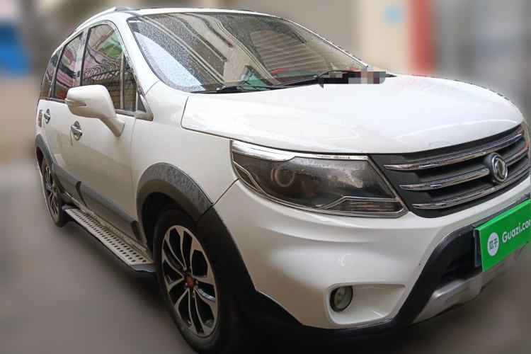 Used FORTHING Joyear X5 2013 1.6L Manual Luxury Model China IV Standard
