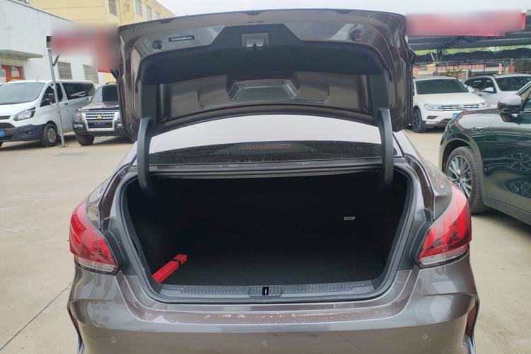 Used MG 5 2021 180 DVVT CVT Youth Luxury Edition
