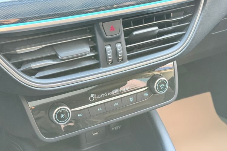 Used Ford Focus 2021 Hatchback EcoBoost 180 Automatic Titanium Edition
