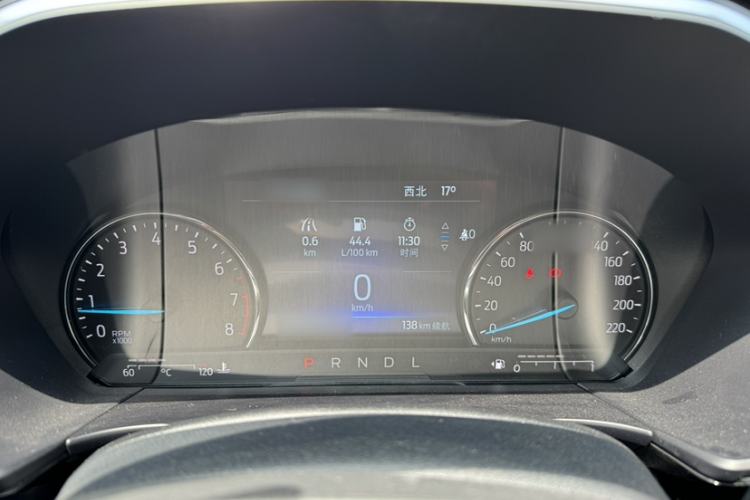 Used Ford Escape 2020 EcoBoost 245 Two-Wheel-Drive Titanium Edition Interior 8