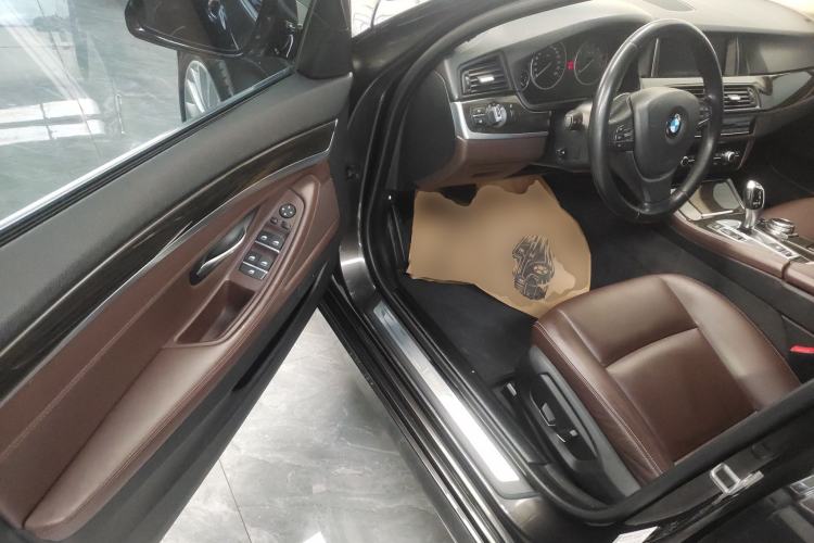 Used BMW 5 Series 2014 525Li Luxury Design Package
