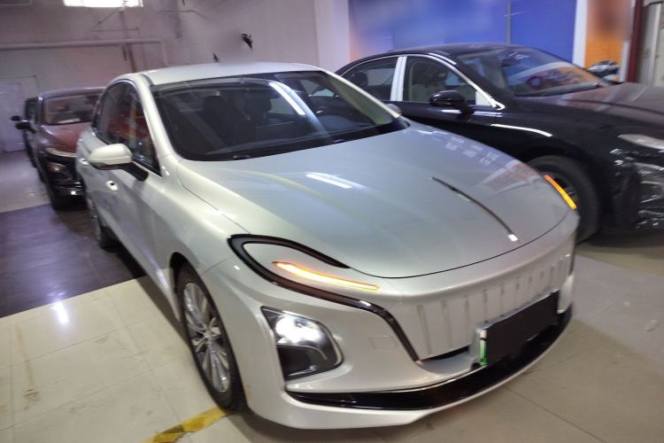 Used Hongqi E-QM5 2024 610 km PLUS