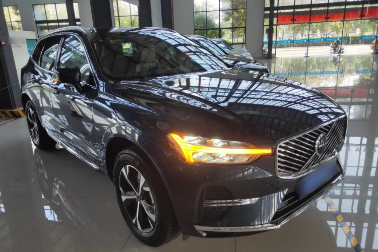 Used Volvo XC60 2026 B5 4x4 Smart Luxury Edition

