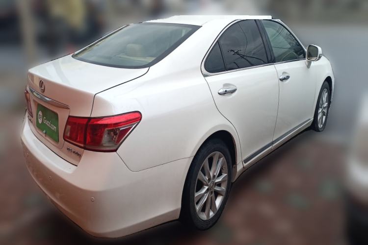 Used Lexus ES 2010 240 Elegant Edition Rear Right 45 Deg