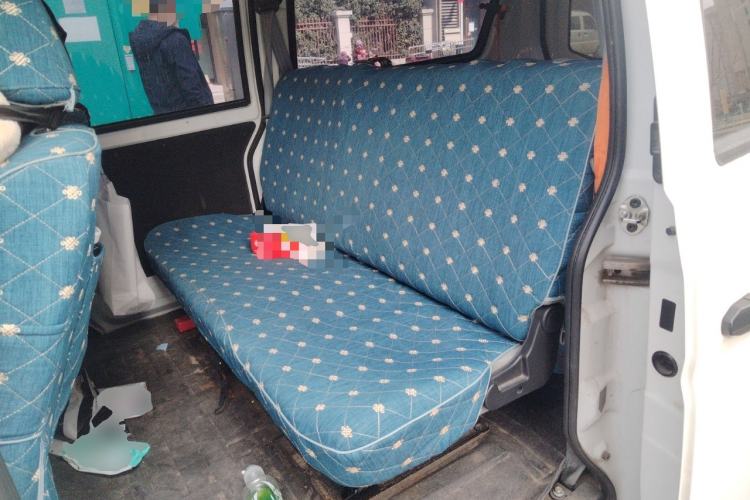 Used Jinbei Hiace X30 2023 1.5L Super-Comfortable Passenger Van 5/6/7-Seater Non-Air-Conditioned Version Model SWC15M