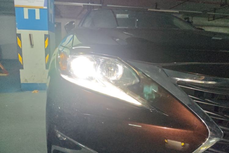 Used Lexus ES 2015 200 Elite Edition Right Front Headlight