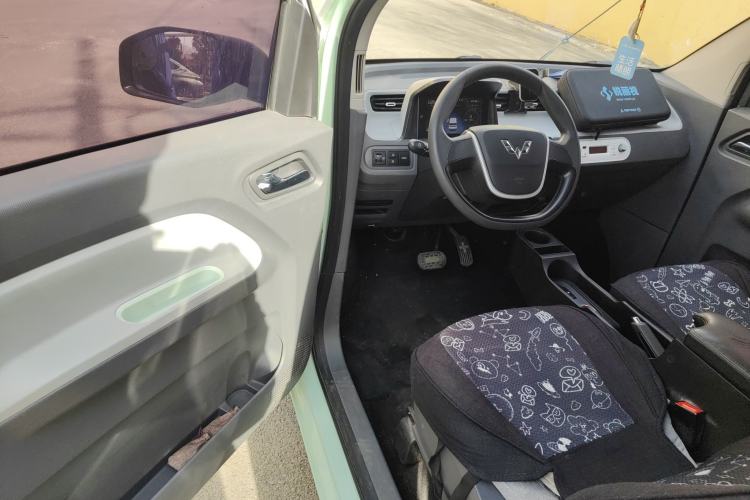 Used Wuling Hongguang MINIEV 2021 Macaron Fashion Model Lithium Iron Phosphate