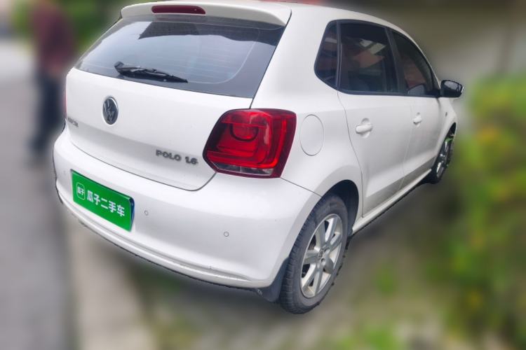 Used Volkswagen Polo 2013 1.6L Automatic Comfort Edition Rear Right 45 Deg