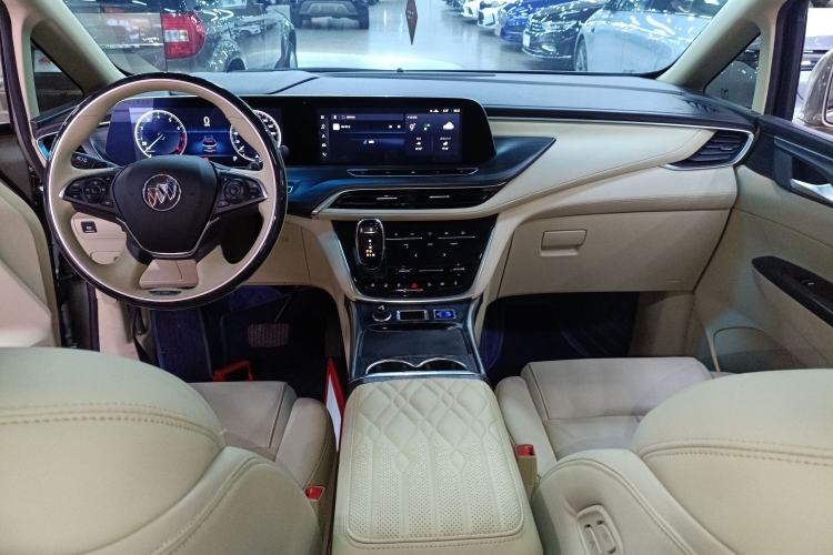 Used Buick GL8 2022 ES Landtrek 653T Luxury Edition