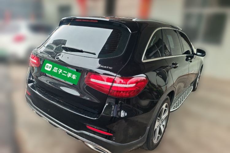 Used Mercedes-Benz GLC 2017 GLC 260 4MATIC Luxury Model Rear Right 45 Deg