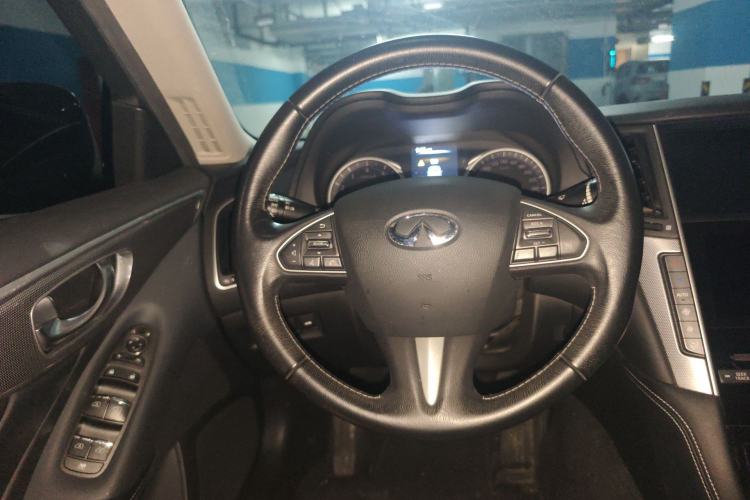 Used Infiniti Q50L 2015 2.0T Enjoyment Edition
