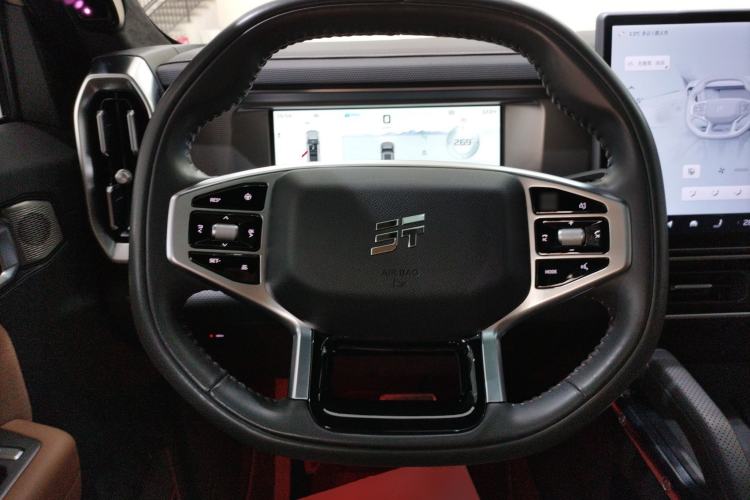 Used JETOUR Traveler 2023 2.0T All-Wheel Drive CrossPRO+