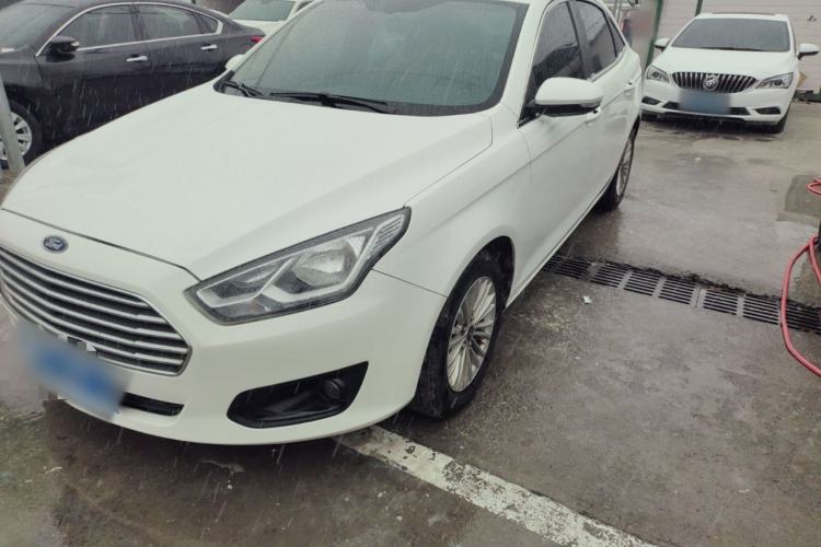 Used Ford Escort 2015 1.5L Automatic Comfort Edition

