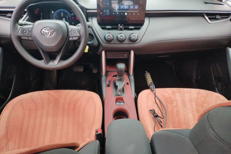 Used Toyota Corolla Cross 2024 2.0L Pioneer Edition
