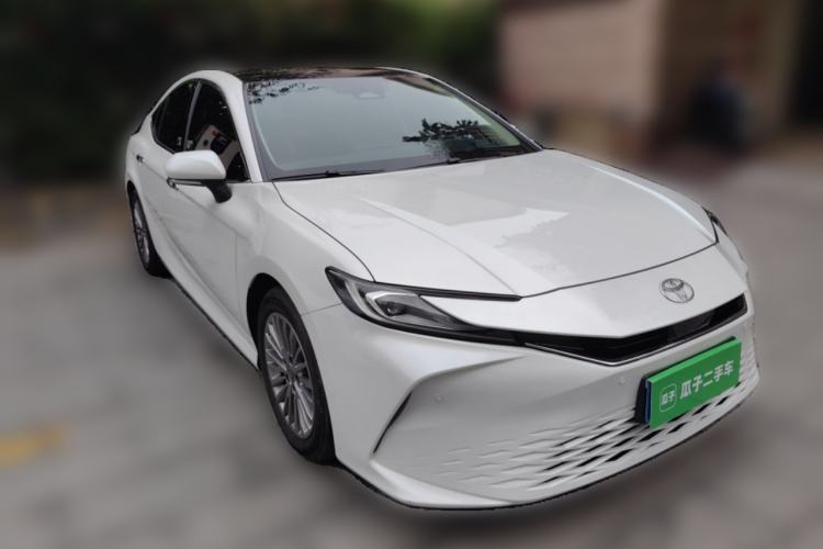 Used Toyota Camry 2024 2.0G Prestige Edition Front Right 45 Deg