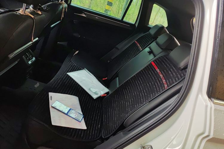 Used Volkswagen Tiguan 2018 380TSI Four-Wheel Drive R-Line Left Rear Seat