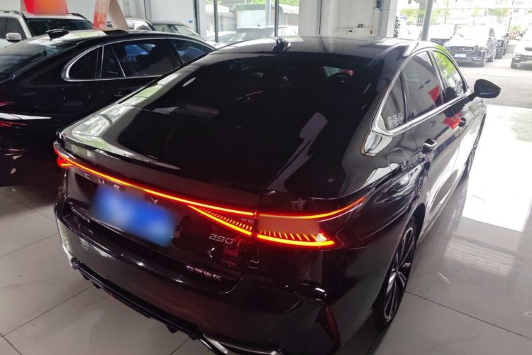 Used Chery Arrizo 8 2023 1.6T DCT Elite
